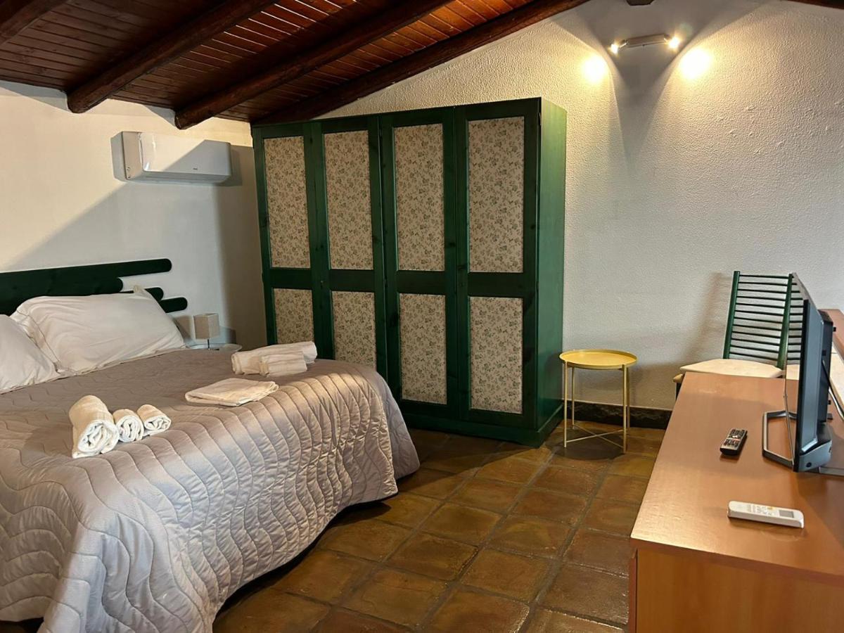 Li Cuti Apartments Catánia Buitenkant foto