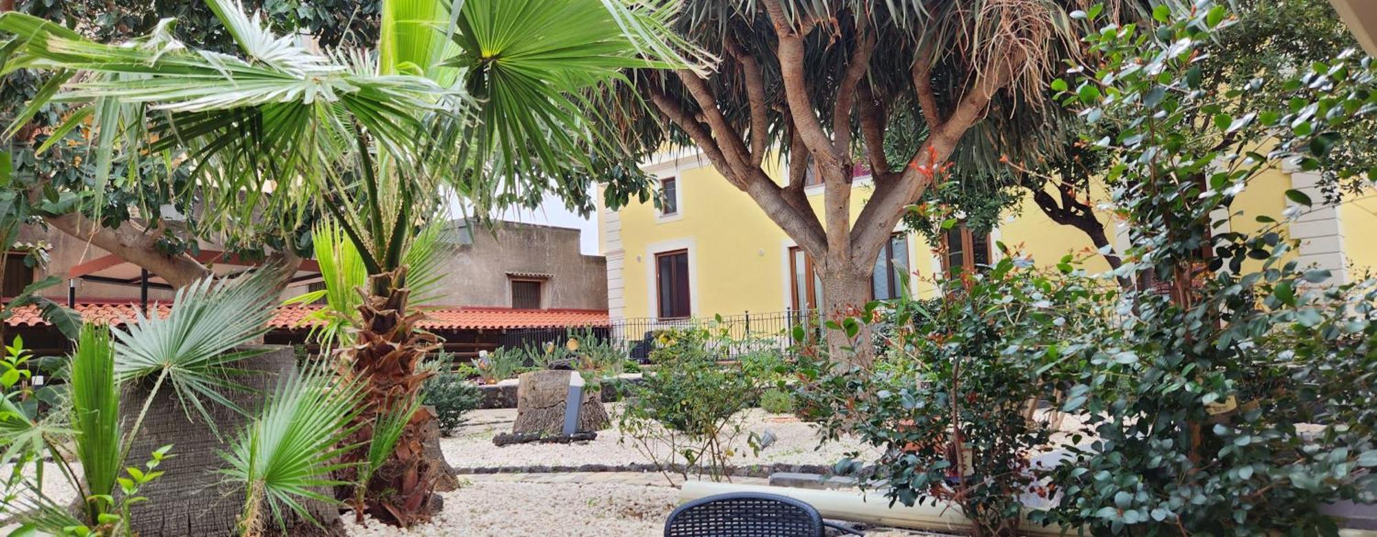 Li Cuti Apartments Catánia Buitenkant foto