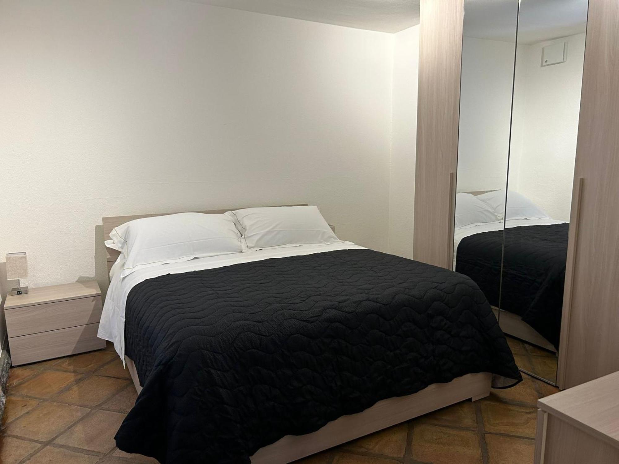 Li Cuti Apartments Catánia Buitenkant foto