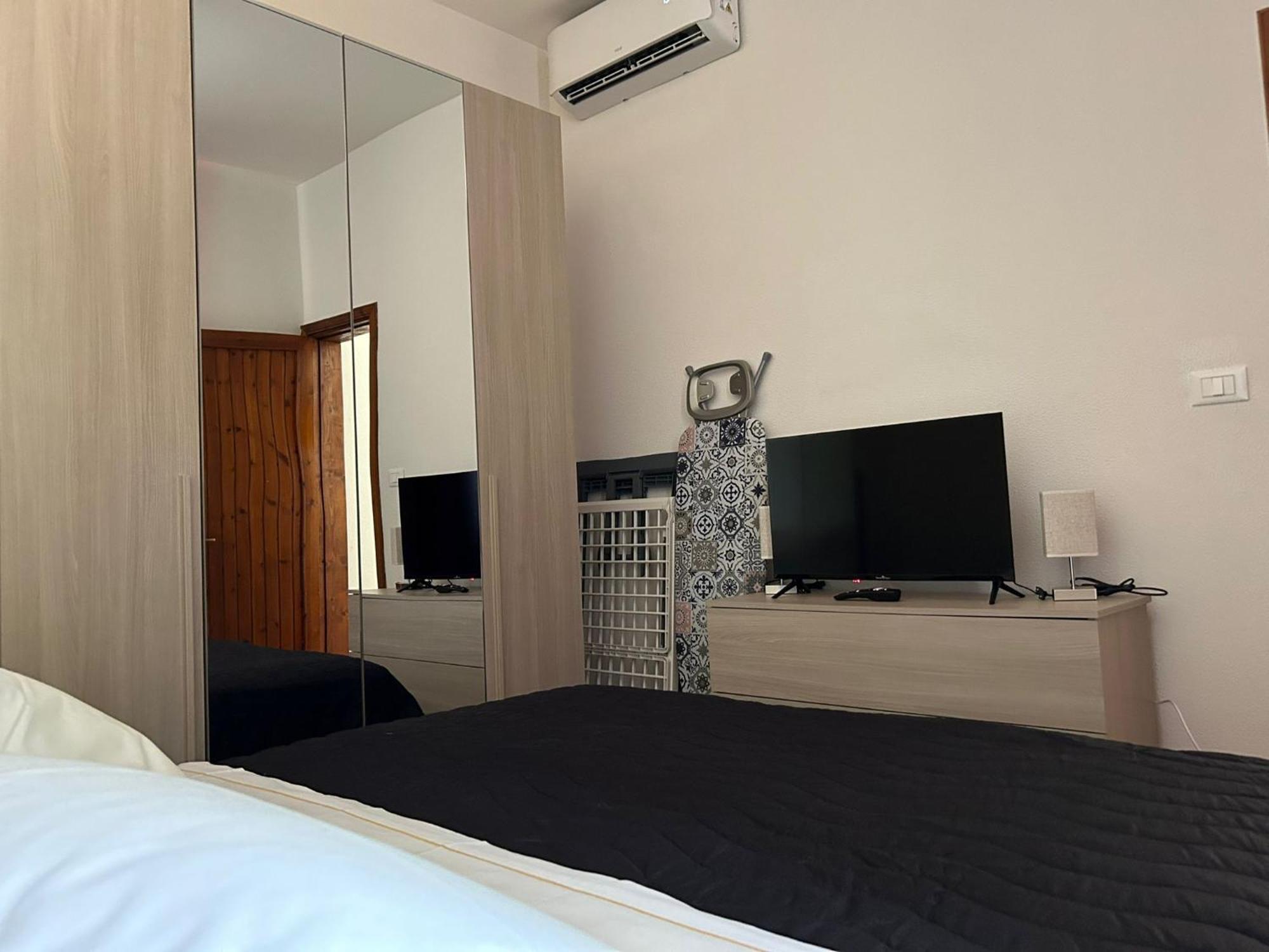 Li Cuti Apartments Catánia Buitenkant foto